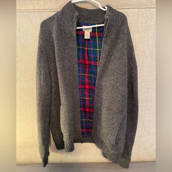L.L. Bean Men’s Lambs Wool ZipUp Jacket - Picture 2 of 5